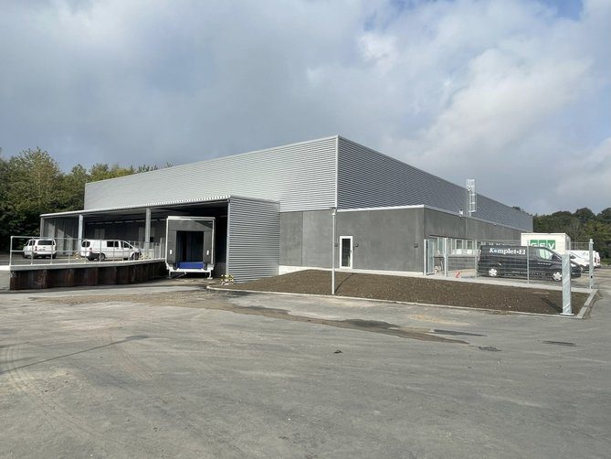 Depot og kontorbygning i Høvelte ved Allerød